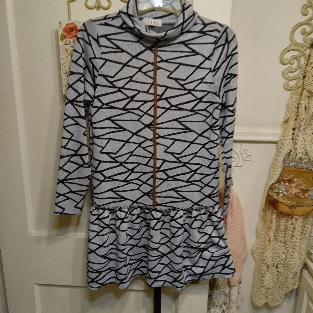 Thml Geometric Pattern Tunic Dress - image 1